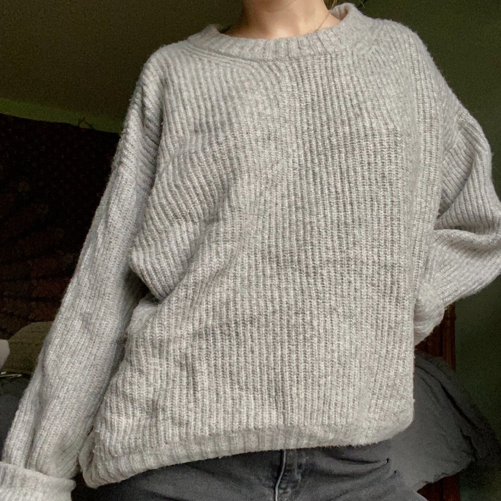 VINTAGE OVERSIZED WOOL SWEATER